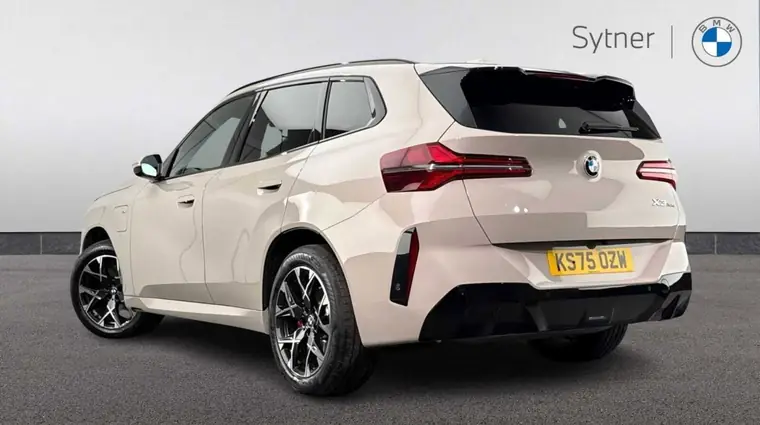 2025 BMW X3 xDrive30e M Sport, photo 3