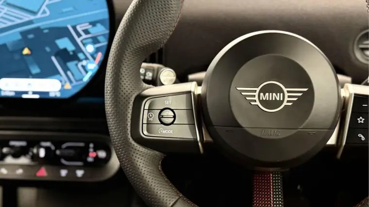 2025 MINI Cooper C Sport, photo 8