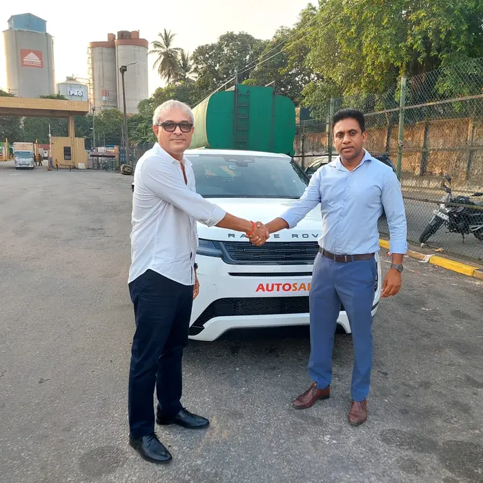 Autosafe client receiving their car